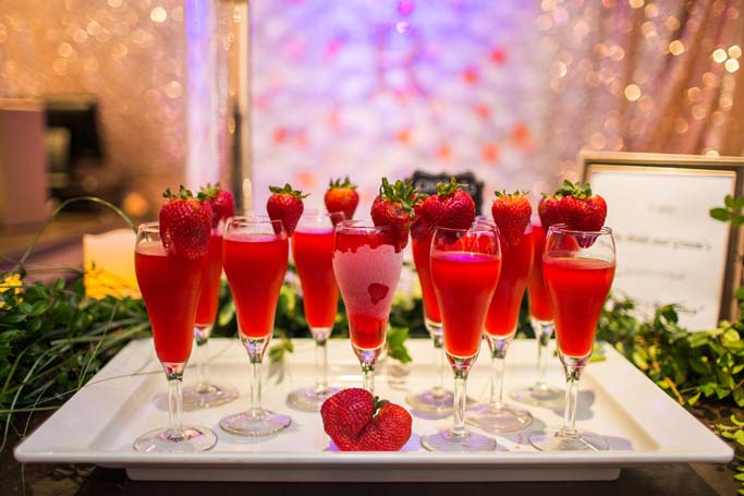 Welcome Drinks & Snacks